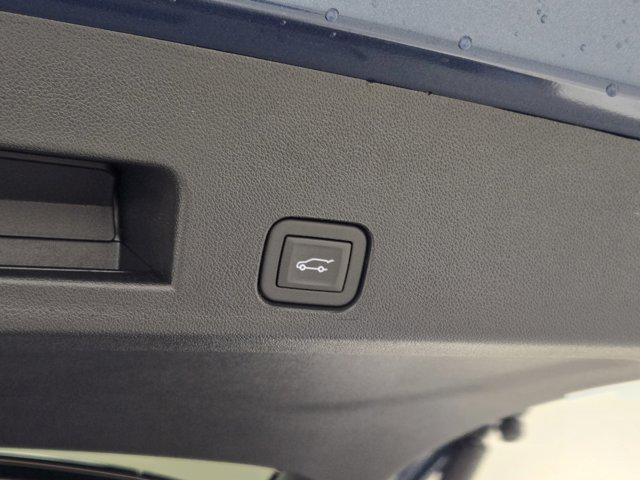 new 2026 Chevrolet Traverse car, priced at $42,819