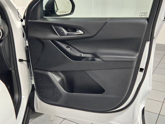 new 2026 Chevrolet Equinox car, priced at $27,903