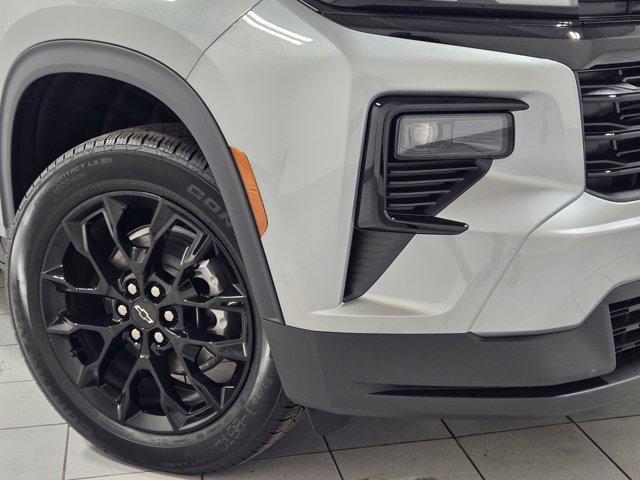 new 2026 Chevrolet Traverse car, priced at $42,878