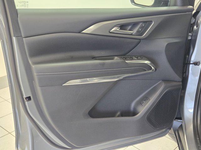 new 2026 Chevrolet Traverse car, priced at $42,878