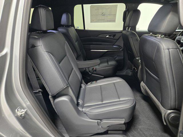 new 2026 Chevrolet Traverse car, priced at $42,878