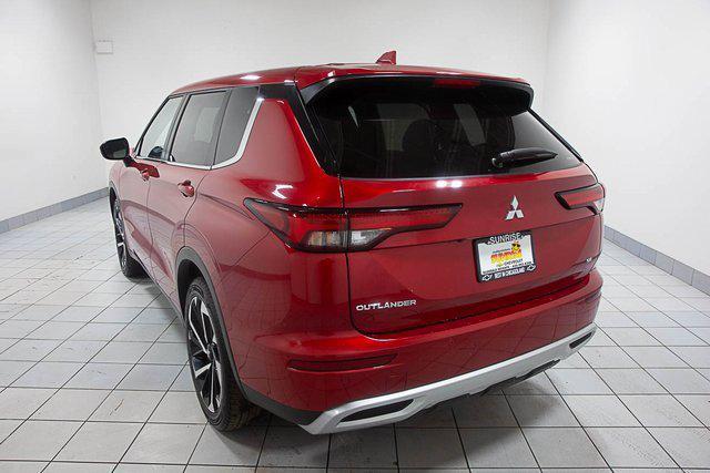 used 2024 Mitsubishi Outlander car, priced at $24,786