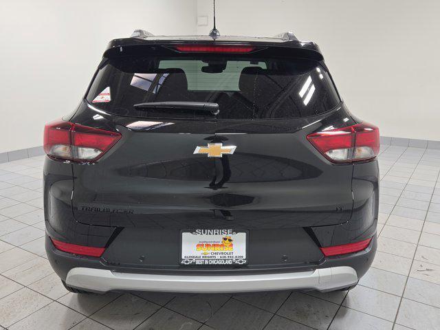 new 2026 Chevrolet TrailBlazer car, priced at $27,484
