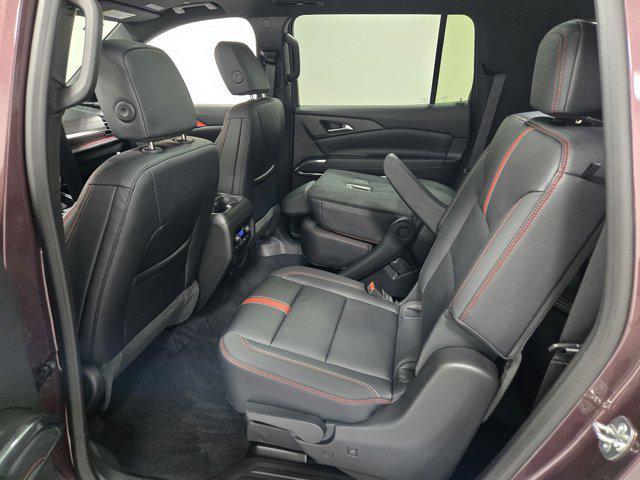 new 2026 Chevrolet Traverse car, priced at $54,167