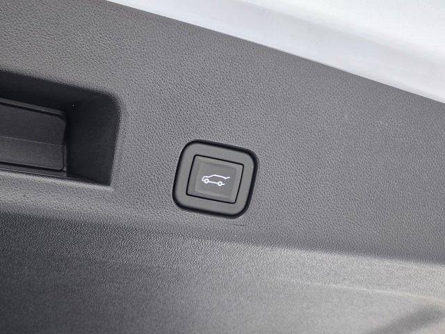 new 2026 Chevrolet Traverse car, priced at $48,580