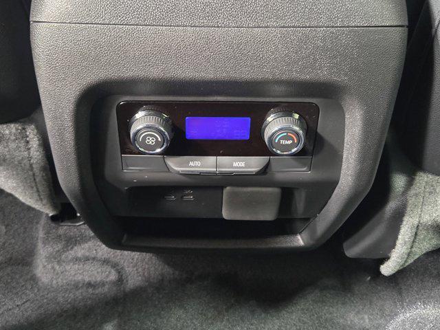 new 2026 Chevrolet Traverse car, priced at $48,580