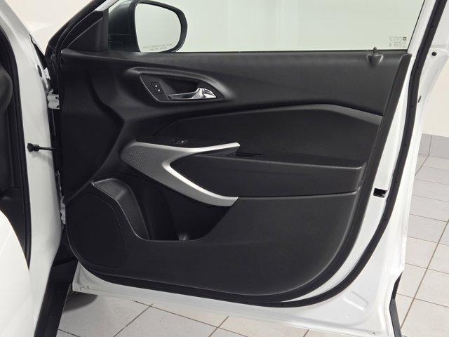 new 2026 Chevrolet Trax car, priced at $22,075