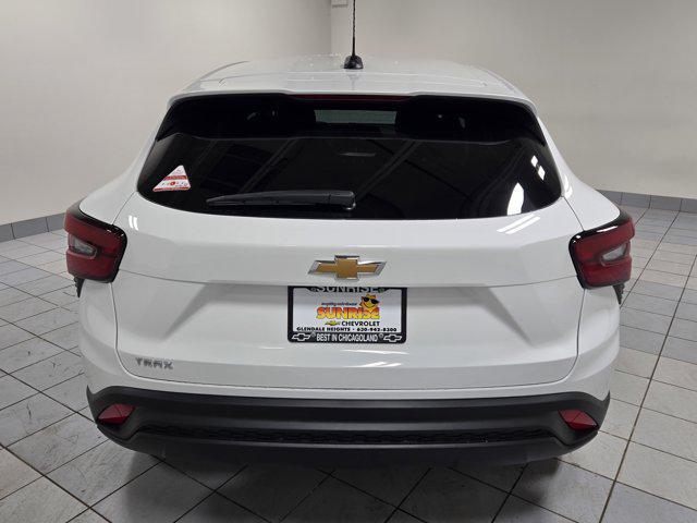 new 2026 Chevrolet Trax car, priced at $22,075
