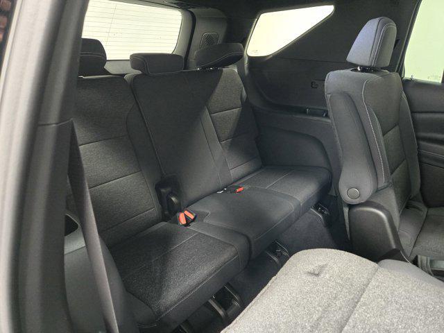 new 2026 Chevrolet Traverse car, priced at $41,123