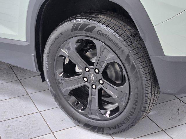 new 2026 Chevrolet Equinox car, priced at $30,012