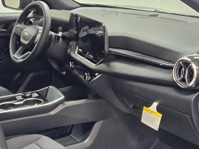 new 2026 Chevrolet Equinox car, priced at $28,121