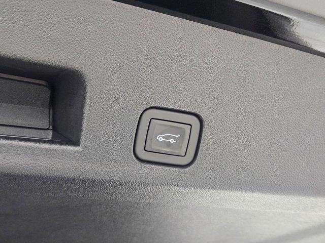 new 2026 Chevrolet Traverse car, priced at $41,135