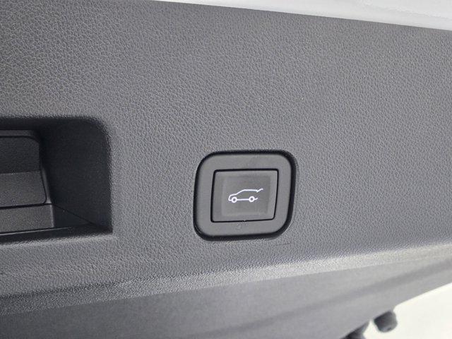 new 2026 Chevrolet Traverse car, priced at $40,742