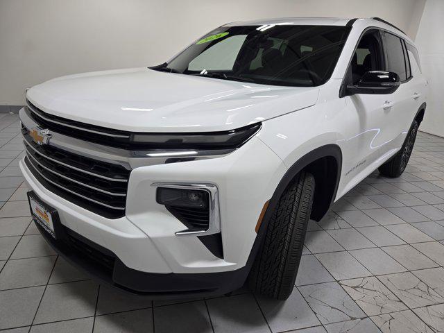 new 2026 Chevrolet Traverse car, priced at $40,742