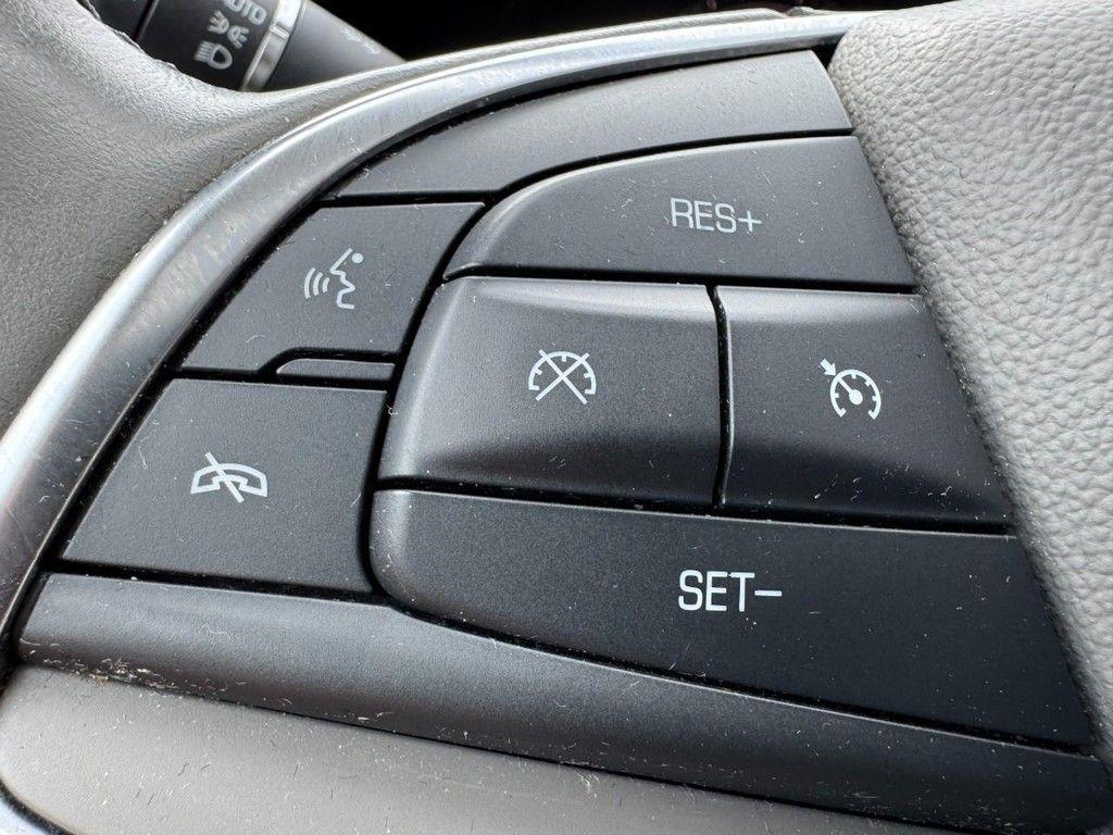 used 2018 Cadillac XT5 car, priced at $17,777