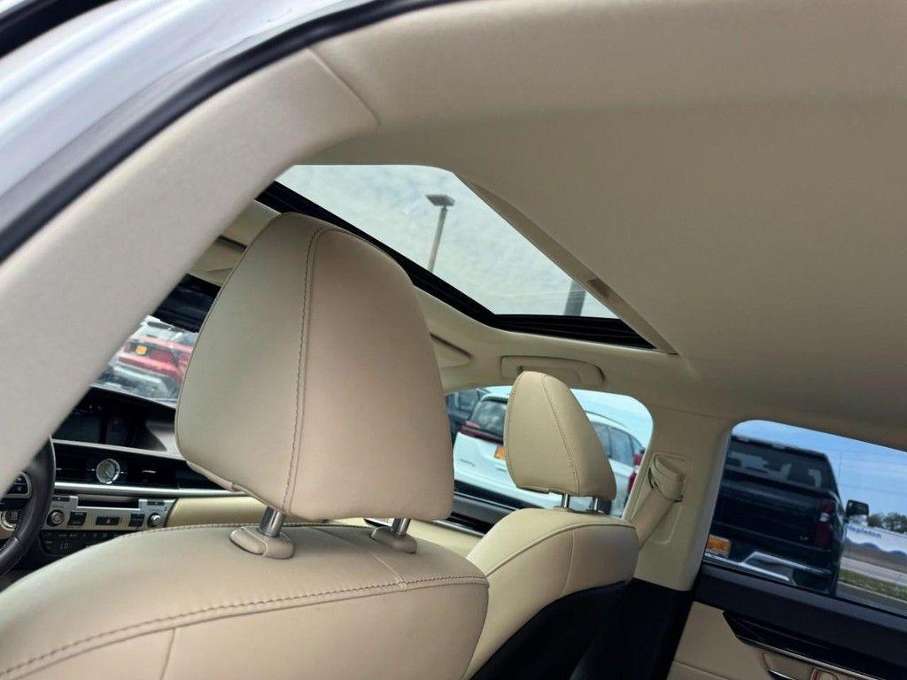 used 2018 Lexus ES 350 car, priced at $19,989