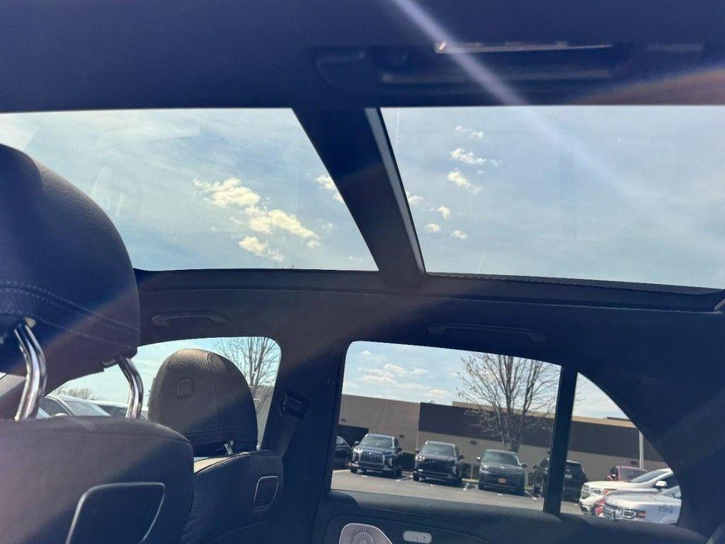 used 2020 Mercedes-Benz GLE 350 car, priced at $26,499