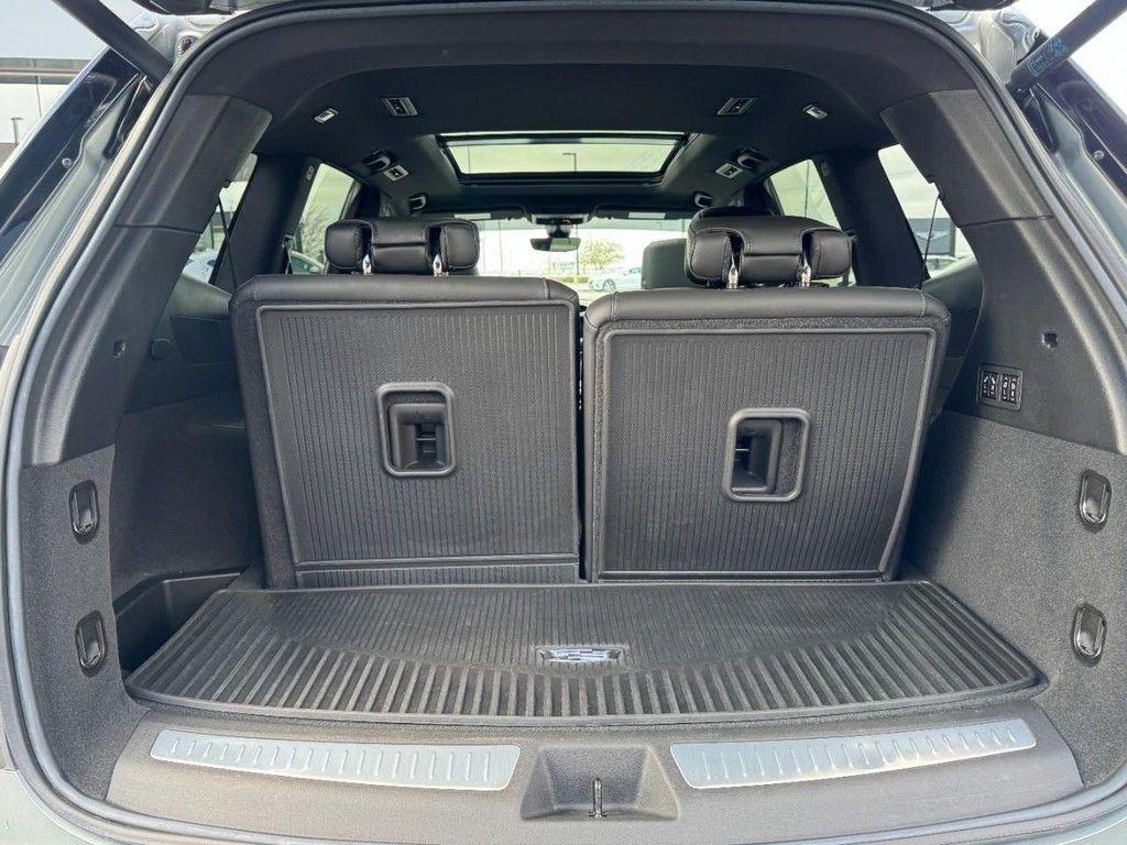 used 2024 Cadillac XT6 car, priced at $40,837