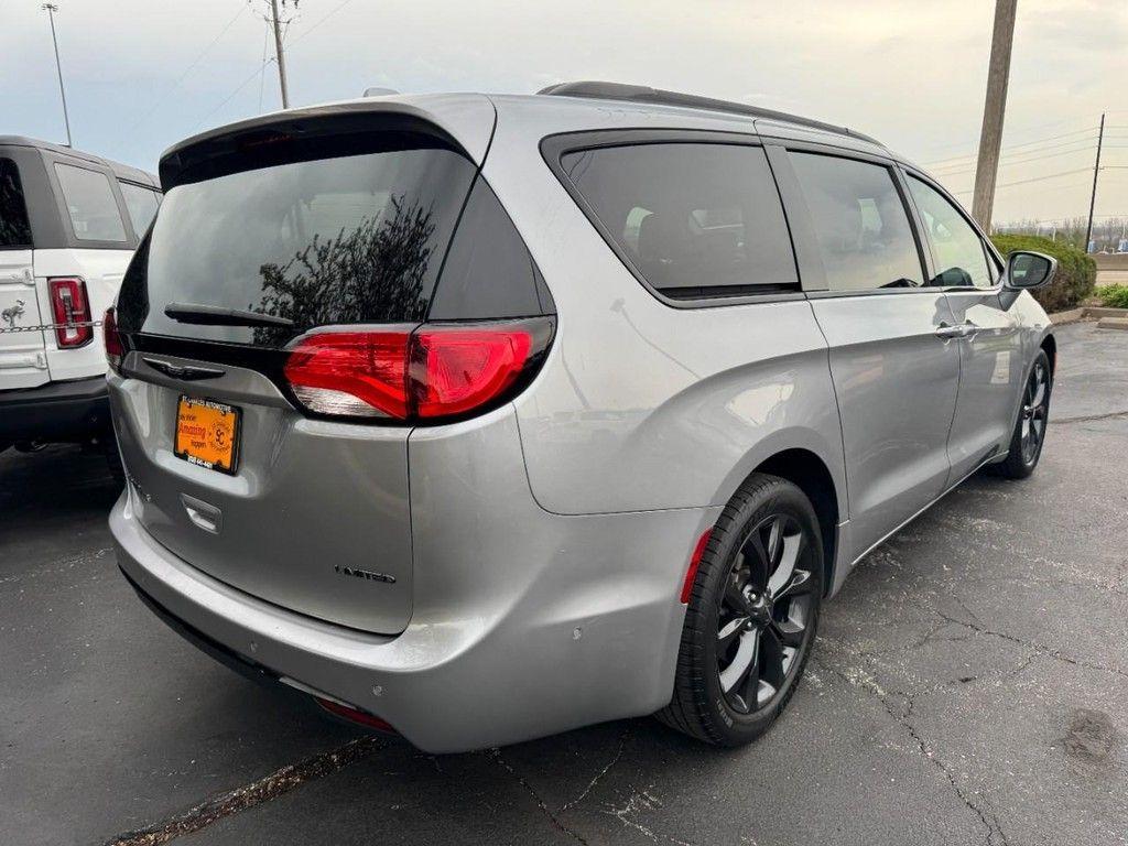 used 2019 Chrysler Pacifica car, priced at $17,477