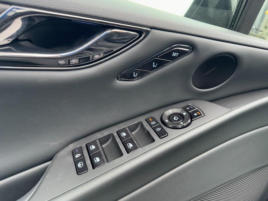 new 2026 Genesis G80 car, priced at $81,785