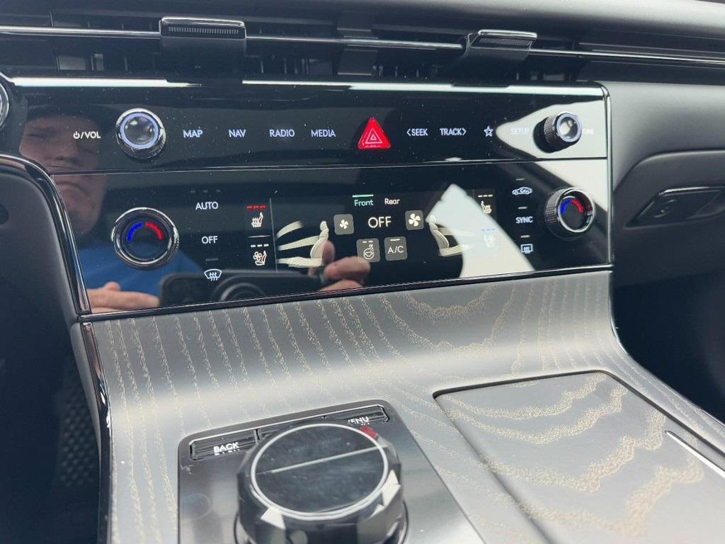 new 2026 Genesis G80 car, priced at $81,785