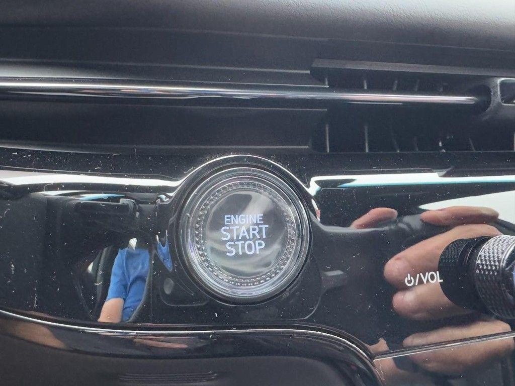 new 2026 Genesis G80 car, priced at $81,785