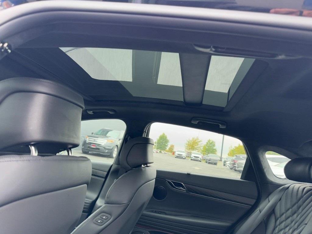 new 2026 Genesis G80 car, priced at $81,785