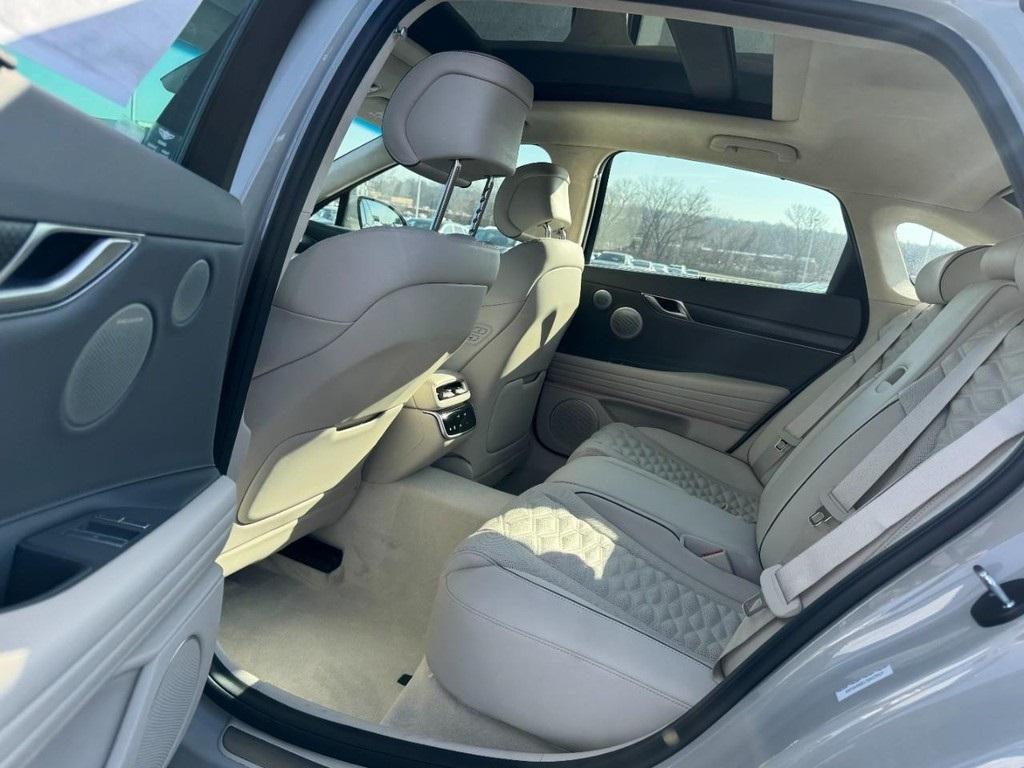 new 2026 Genesis G80 car, priced at $80,110