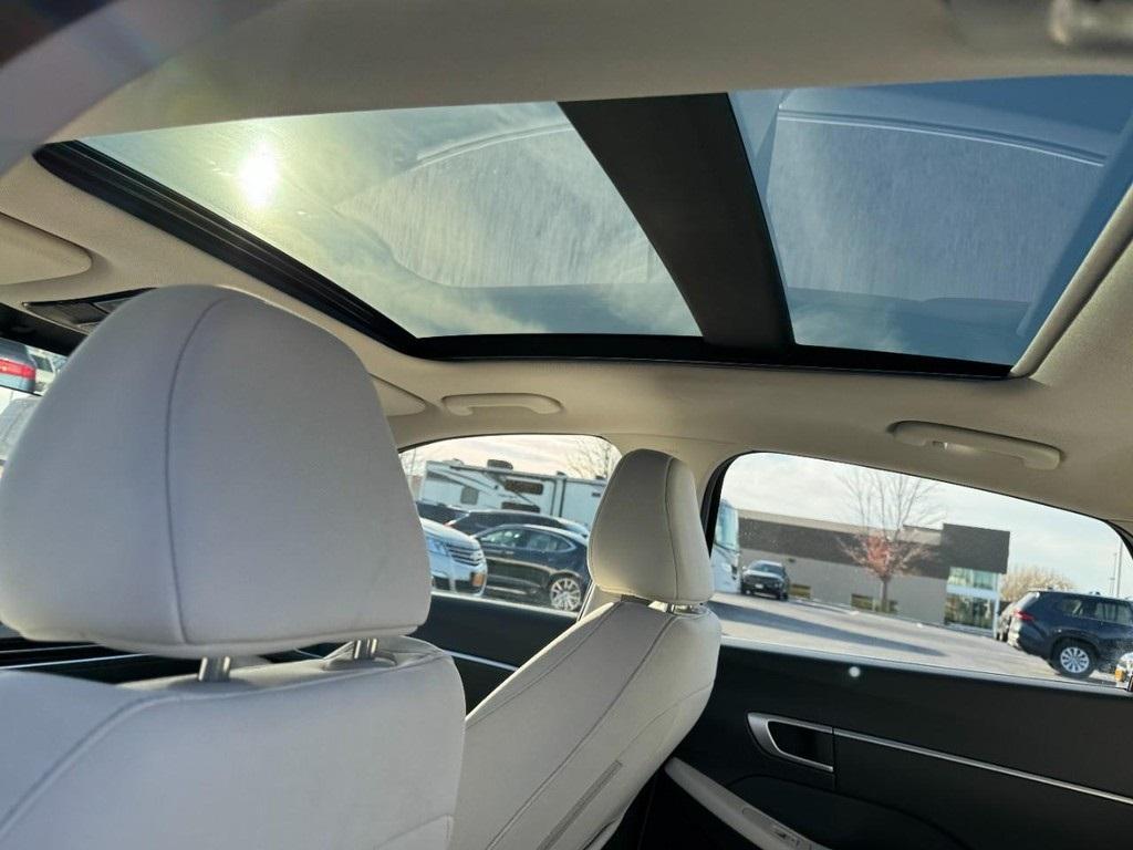 used 2024 Hyundai Sonata car, priced at $23,777