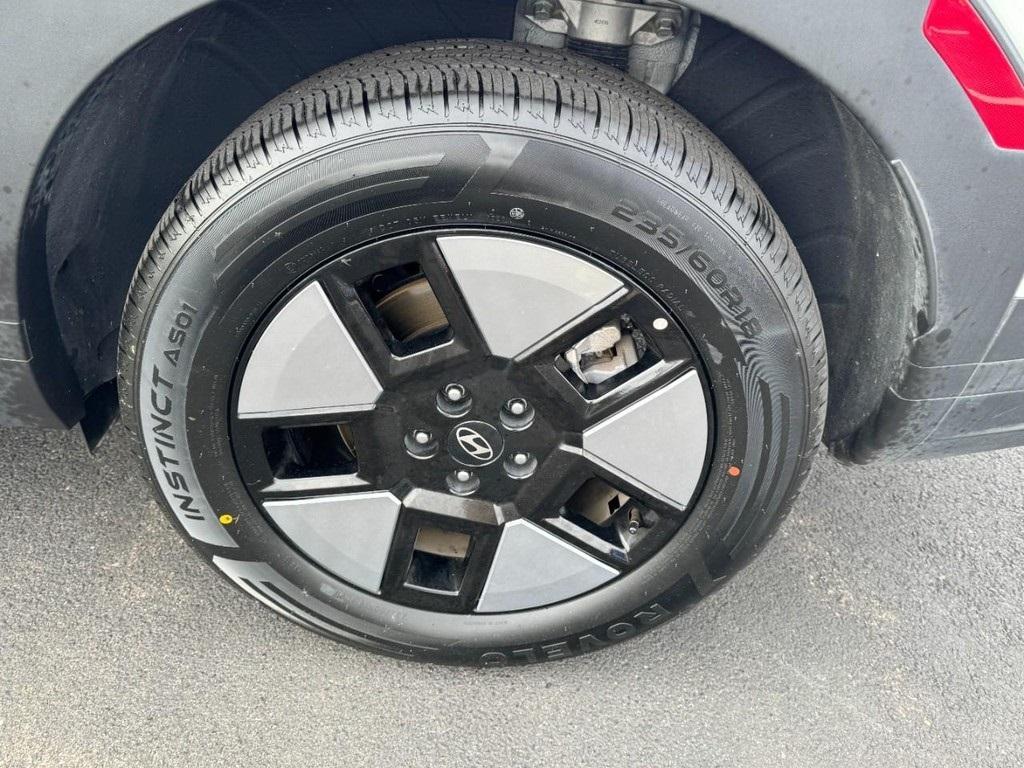 used 2025 Hyundai SANTA FE HEV car, priced at $33,977