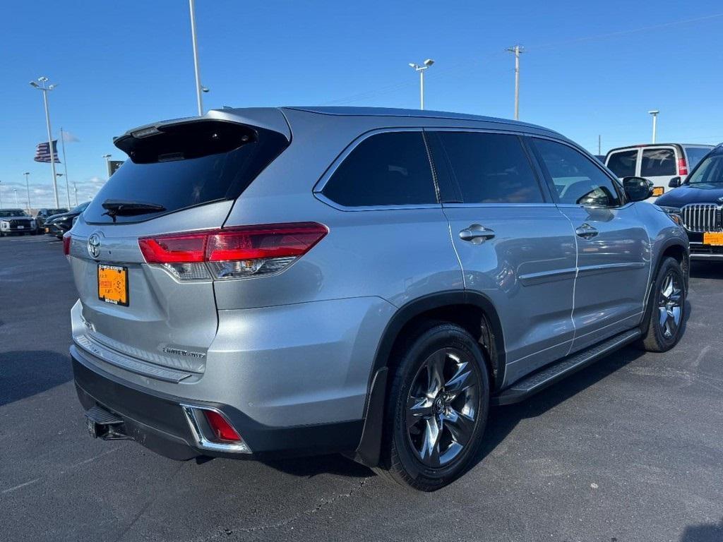used 2018 Toyota Highlander car, priced at $17,777