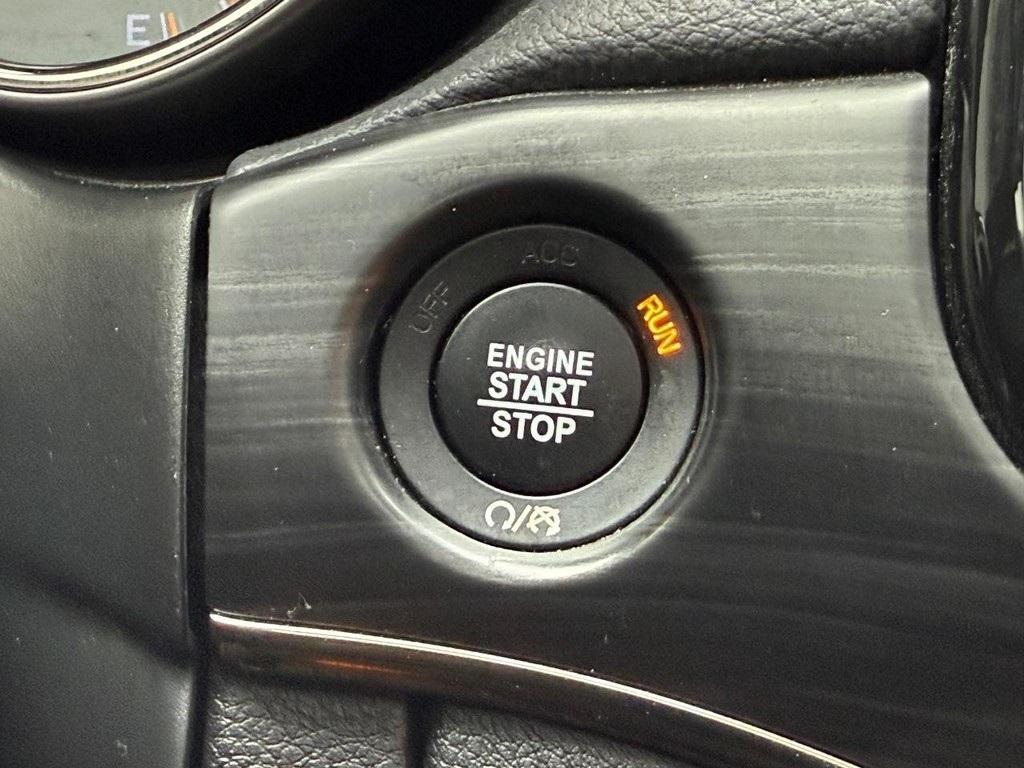 used 2021 Jeep Grand Cherokee car, priced at $25,777