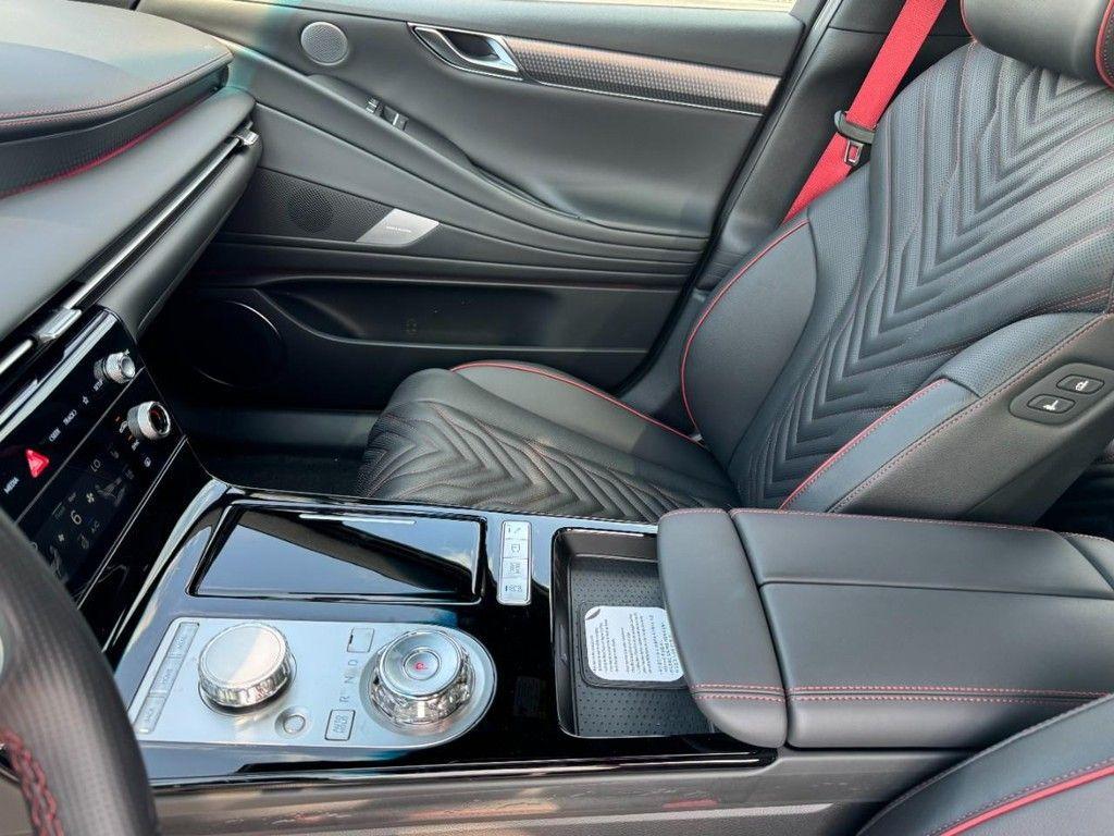 new 2026 Genesis G80 car, priced at $72,560