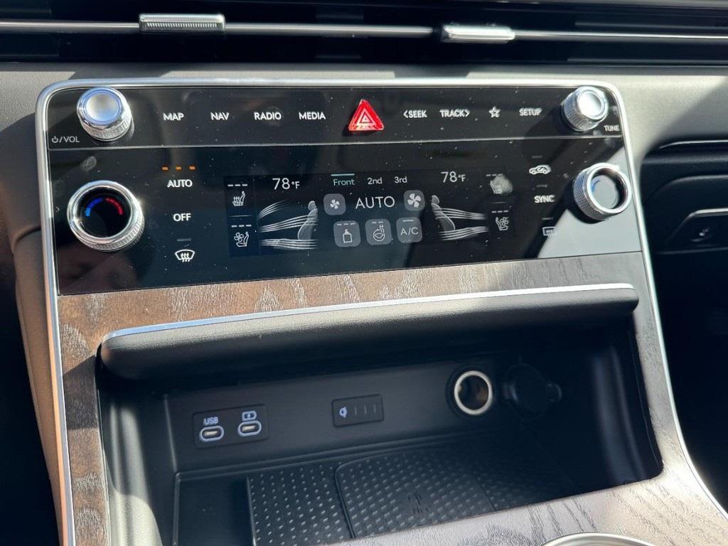 new 2026 Genesis GV80 car, priced at $85,250