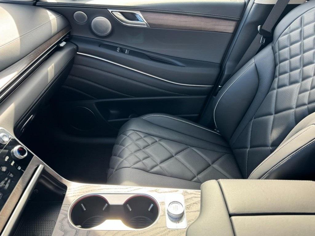 new 2026 Genesis GV80 car, priced at $85,250