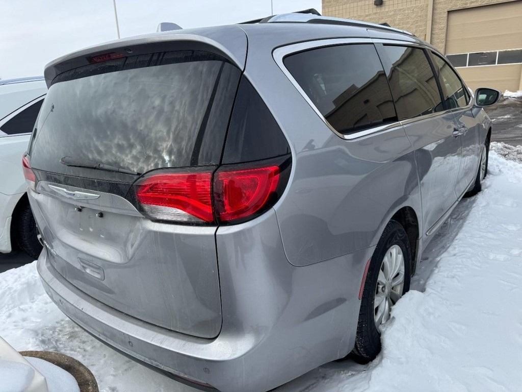 used 2018 Chrysler Pacifica car, priced at $11,826