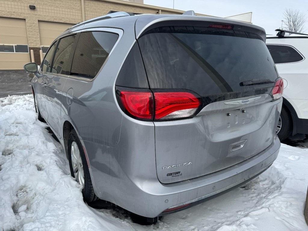 used 2018 Chrysler Pacifica car, priced at $11,826