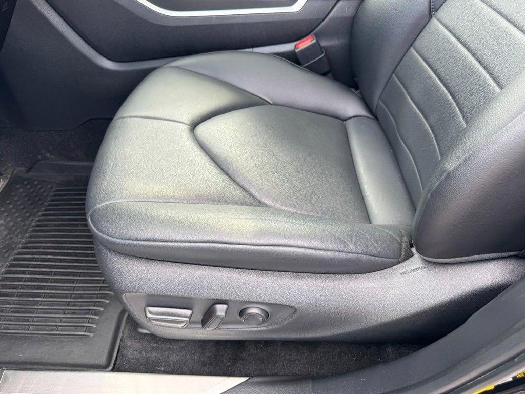 used 2023 Toyota Highlander car, priced at $36,015