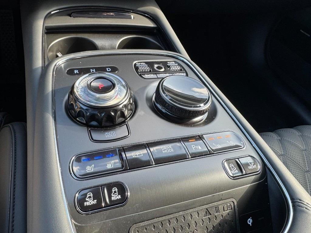 new 2026 Genesis G90 car, priced at $105,160