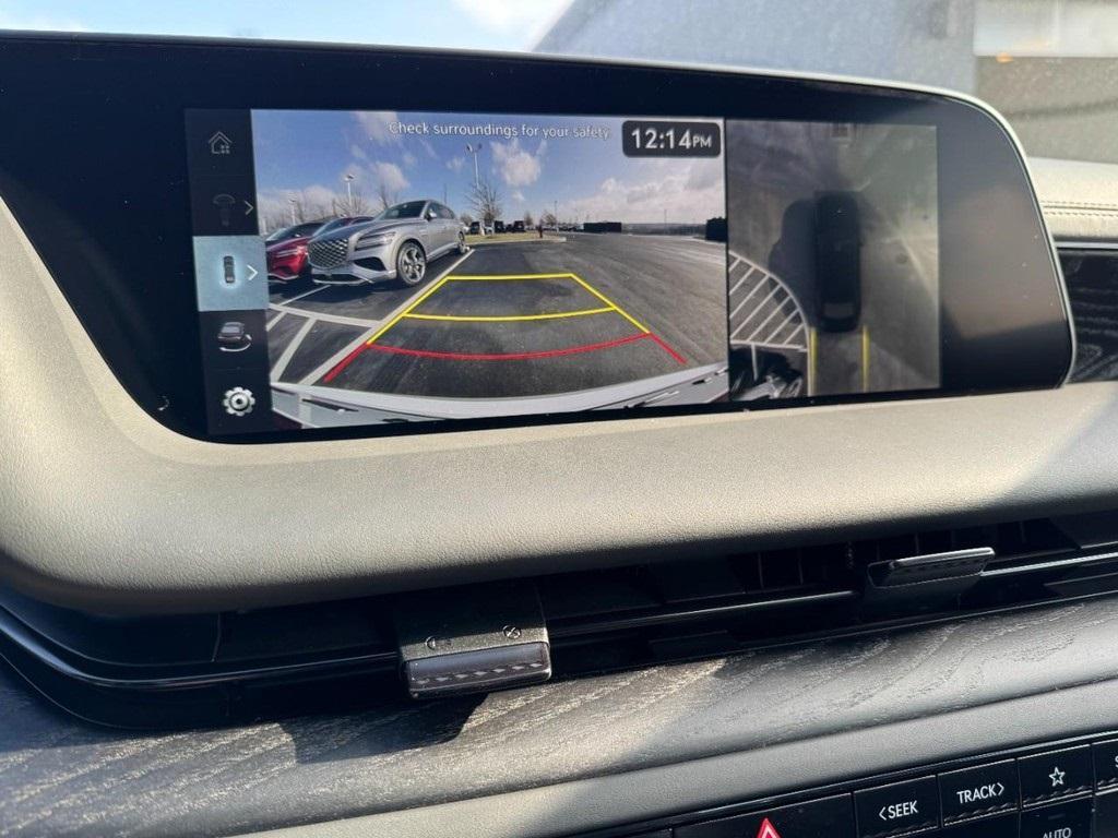 new 2026 Genesis G90 car, priced at $105,160