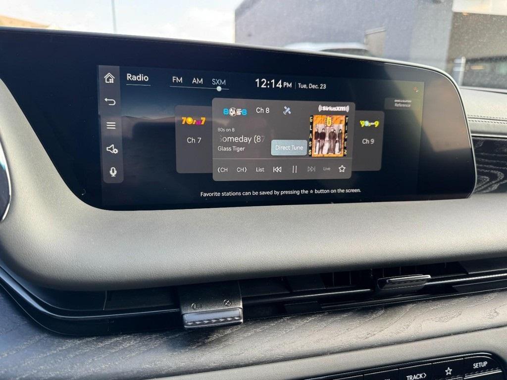 new 2026 Genesis G90 car, priced at $105,160