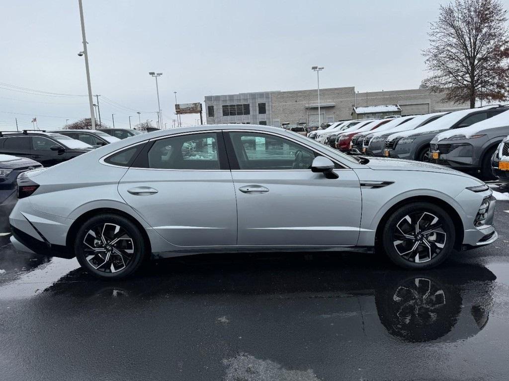 used 2024 Hyundai Sonata car, priced at $23,977
