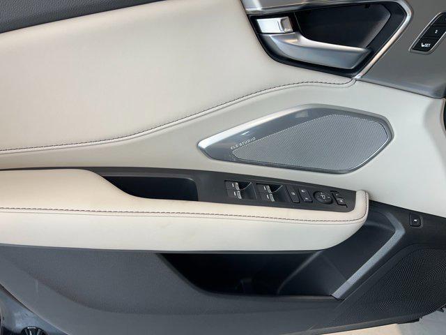 new 2026 Acura RDX car, priced at $49,650