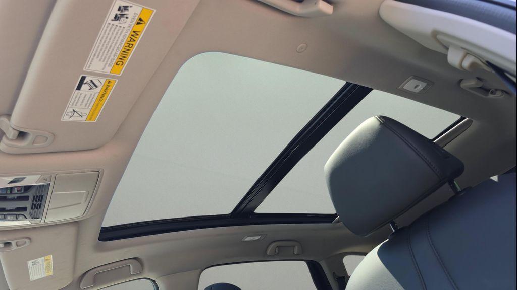 used 2023 Acura RDX car, priced at $33,815