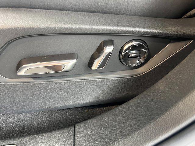 new 2026 Acura RDX car, priced at $56,800