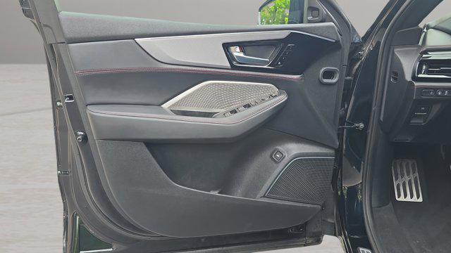used 2023 Acura MDX car, priced at $43,000