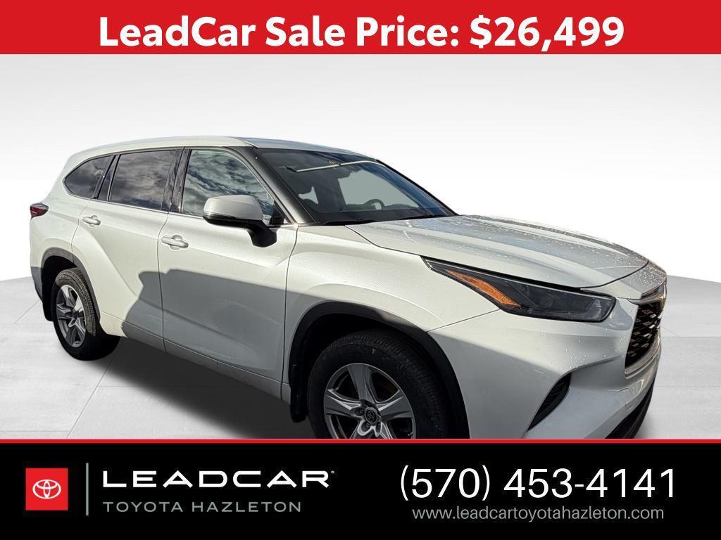 used 2022 Toyota Highlander car, priced at $26,499