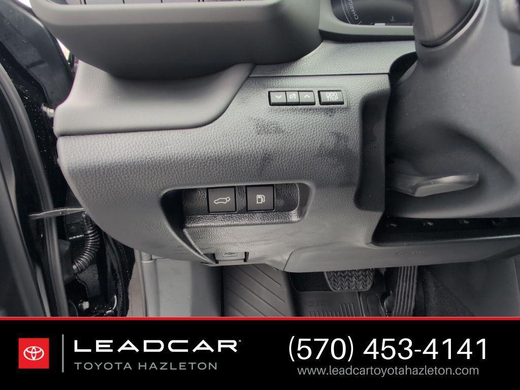 new 2025 Toyota Crown Signia car, priced at $48,450