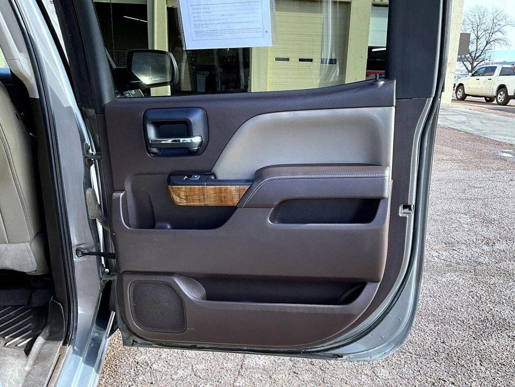 used 2017 GMC Sierra 1500 car, priced at $20,999