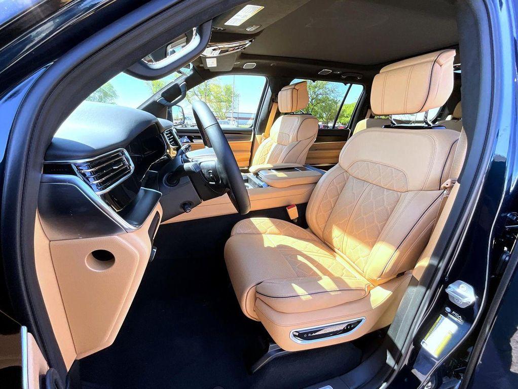 new 2026 Jeep Grand Wagoneer car, priced at $98,158